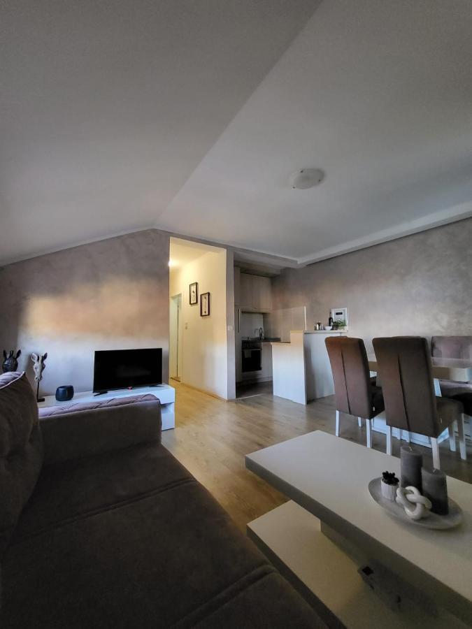 Apartman Crown Vrnjačka Banja Exteriör bild
