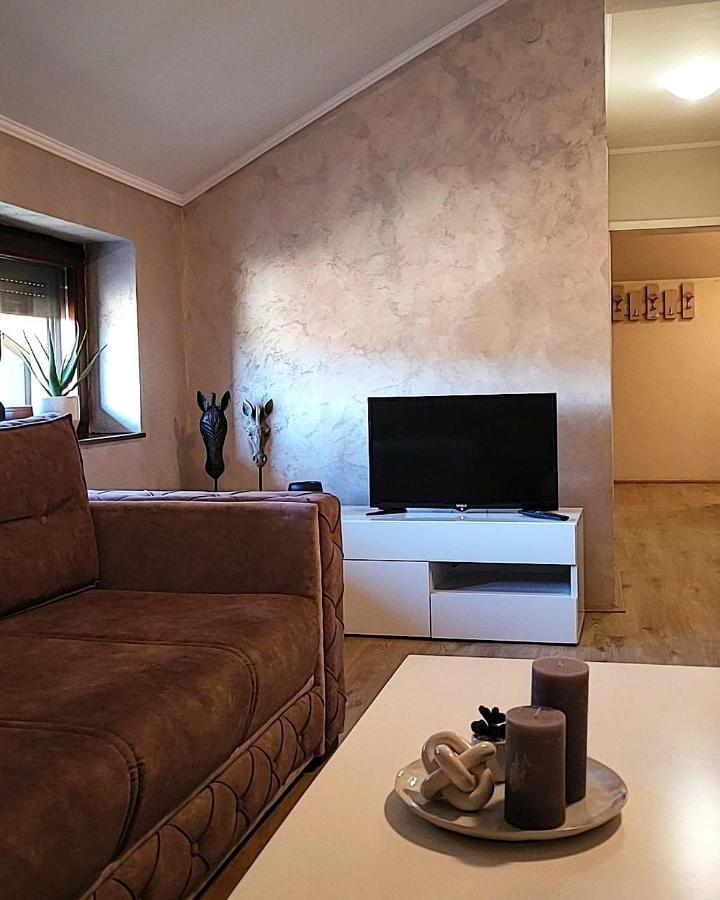 Apartman Crown Vrnjačka Banja Exteriör bild