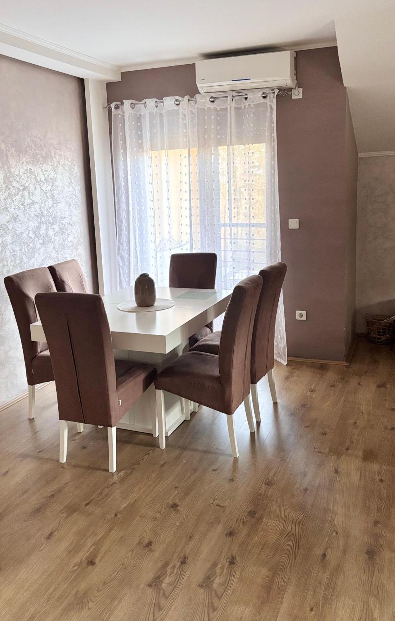 Apartman Crown Vrnjačka Banja Exteriör bild