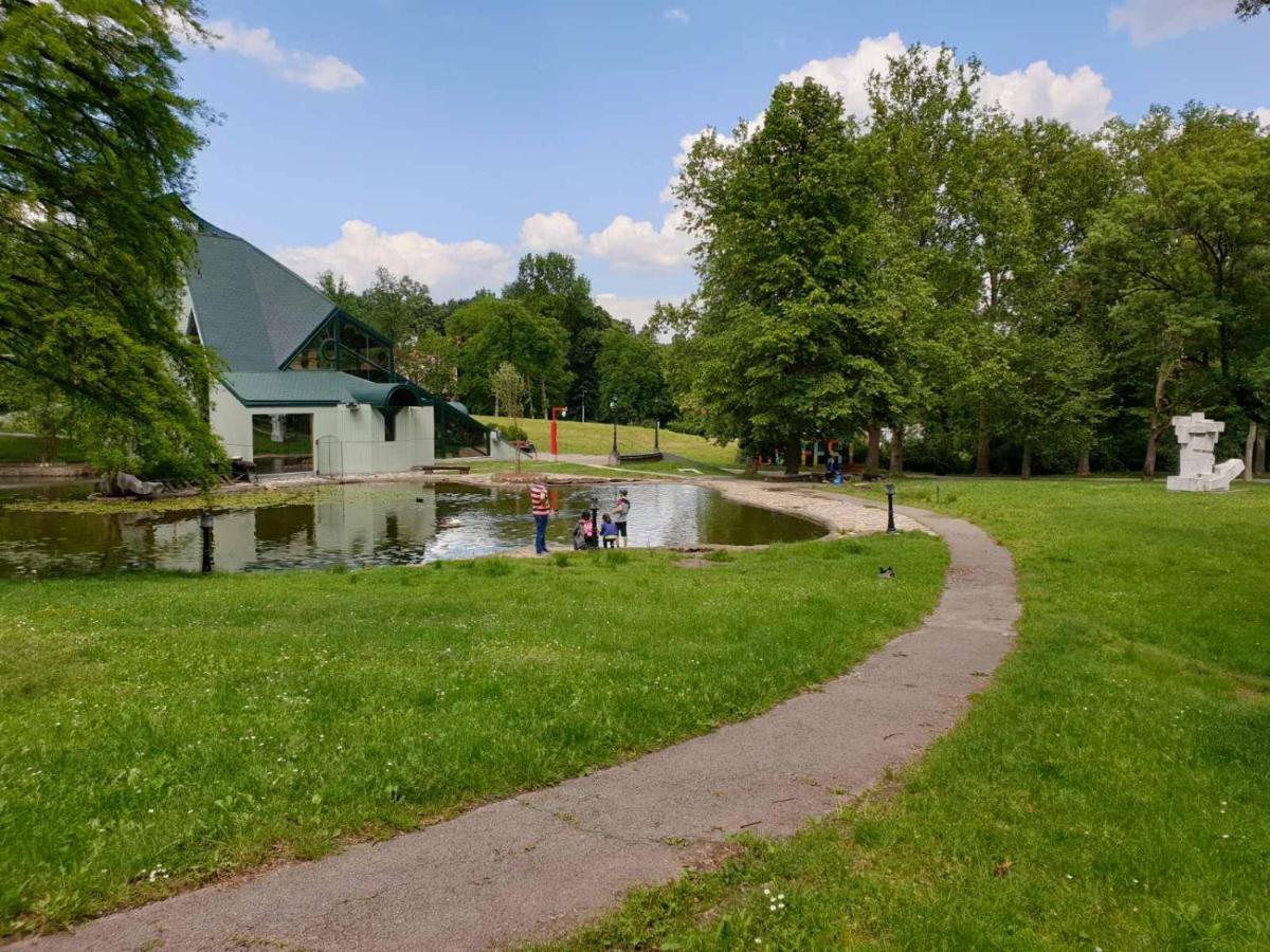 Apartman Crown Vrnjačka Banja Exteriör bild