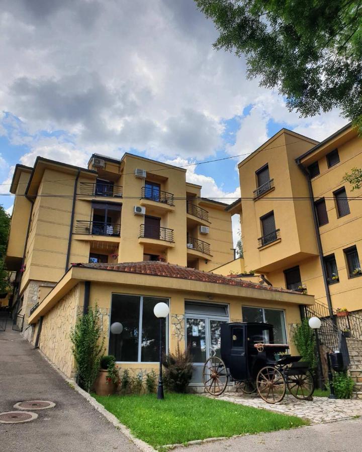 Apartman Crown Vrnjačka Banja Exteriör bild